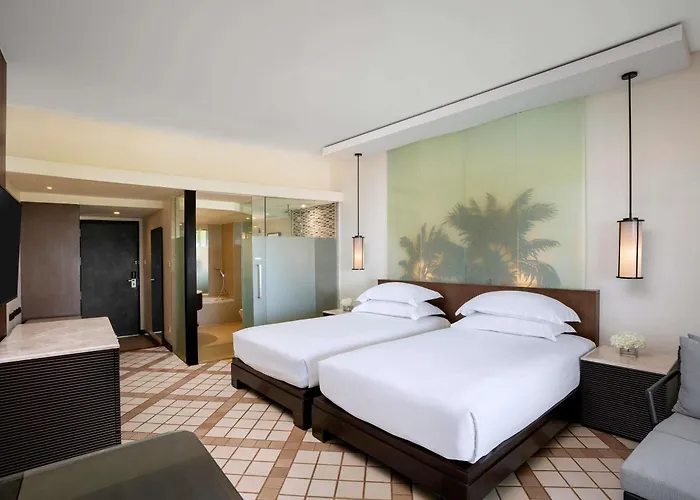 Pullman Phuket Karon Beach Resort