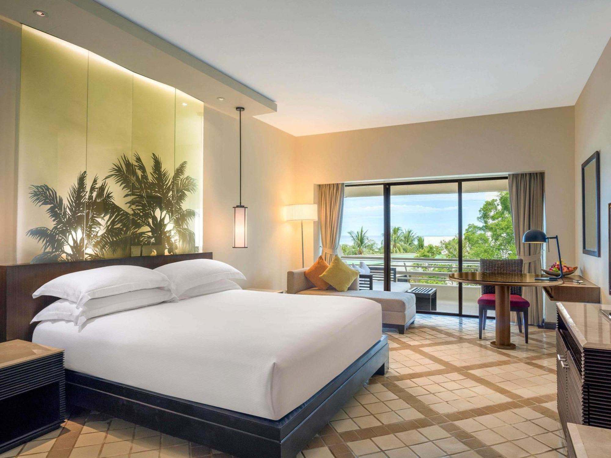 Pullman Phuket 5*