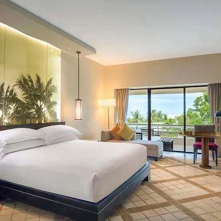 Pullman Phuket Karon Beach Resort Exterior photo
